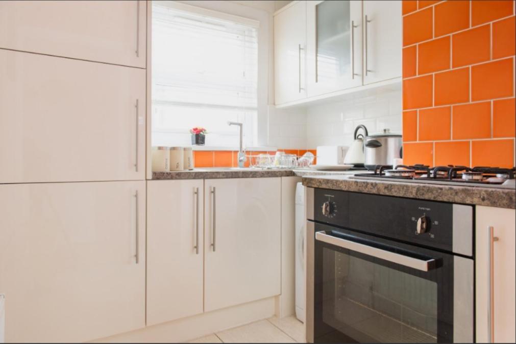 03 Bedroom Apartment-Self Check In London Exteriör bild